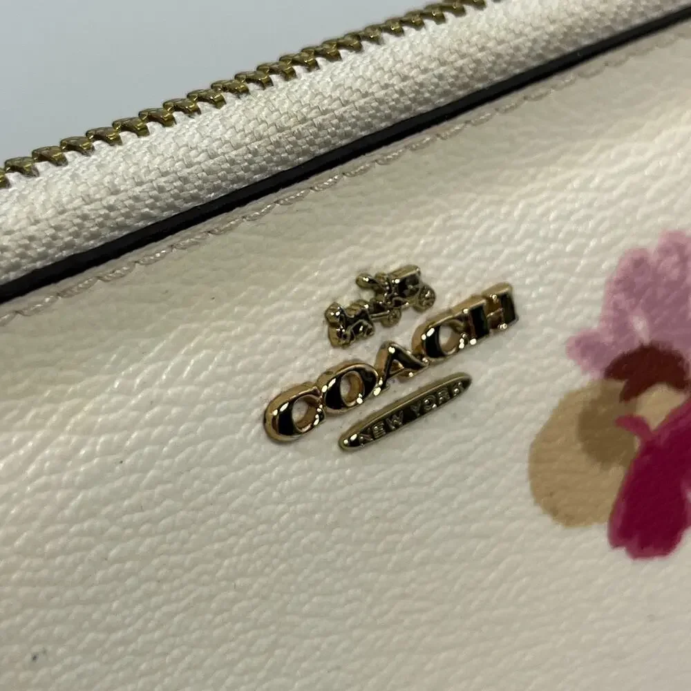 COACH Wallet Accordion Zip Around Sakura Floral Leather Card Purse Off White